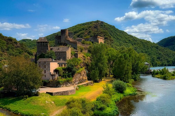 Trouver le gîte idéal en ardèche : conseils et bonnes adresses pour des vacances inoubliables